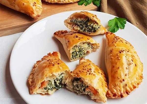 Panzeroti, ricotta et saumon, crème bisquée Panzeroti, ricotta et saumon, crème bisquée