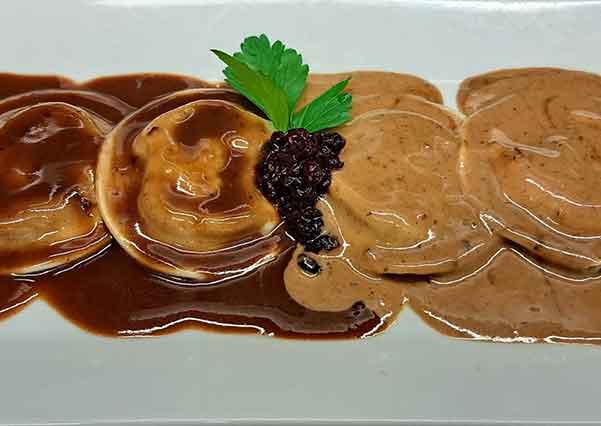 Girasoli frais farcis au 3 gibier sauce arlequin Girasoli frais farcis au 3 gibier sauce arlequin