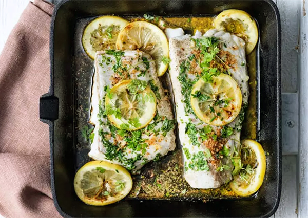 Cœur d'aiglefin rôti au citron et fines herbes, pdt grenailles